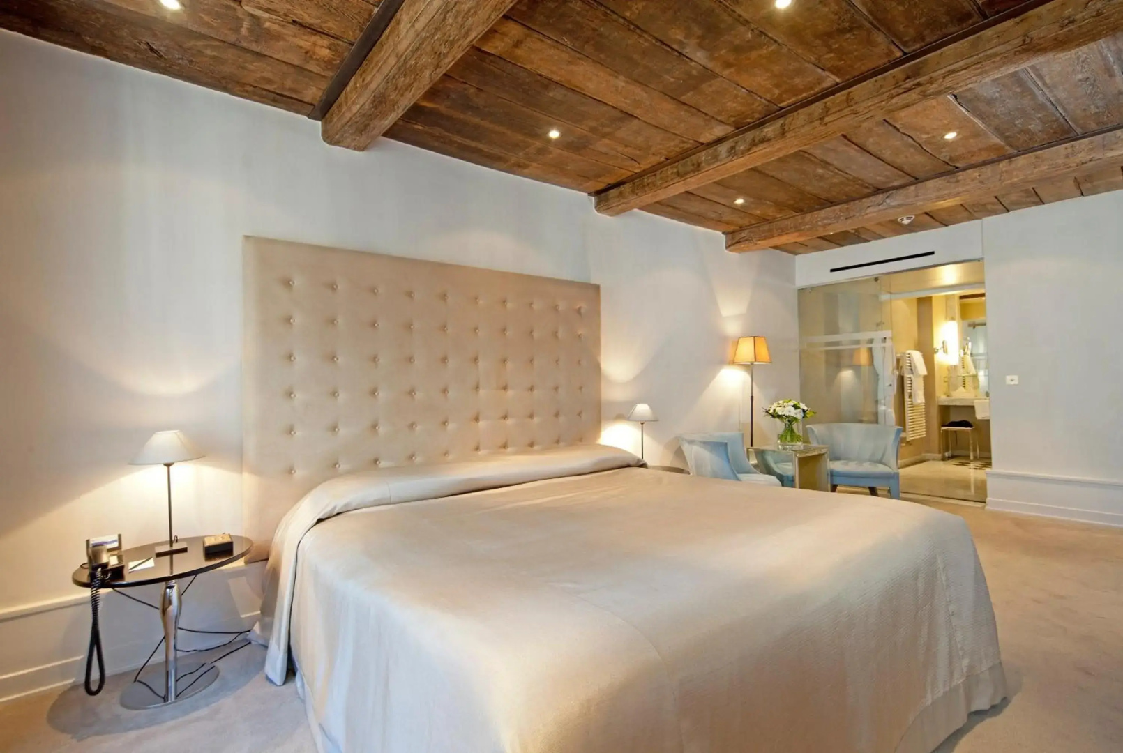 Photo - Hotel Le Place d'Armes - Relais & Châteaux