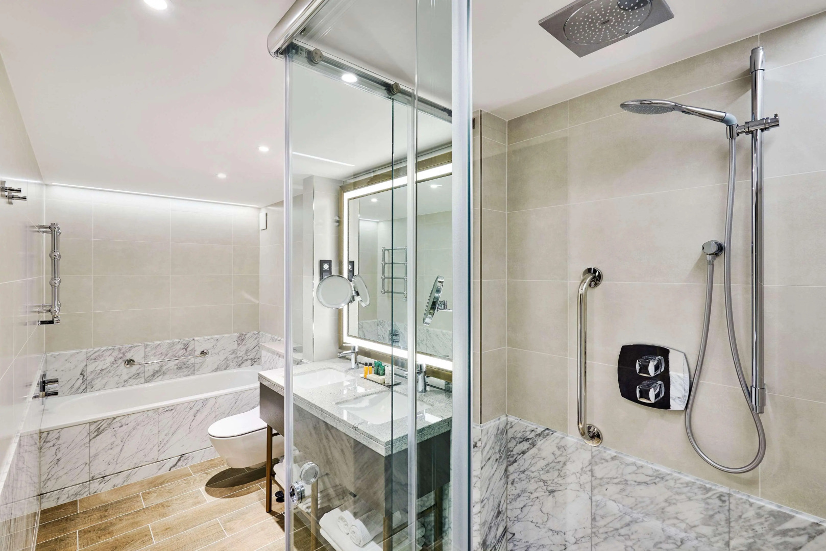 Photo - Hilton Budapest