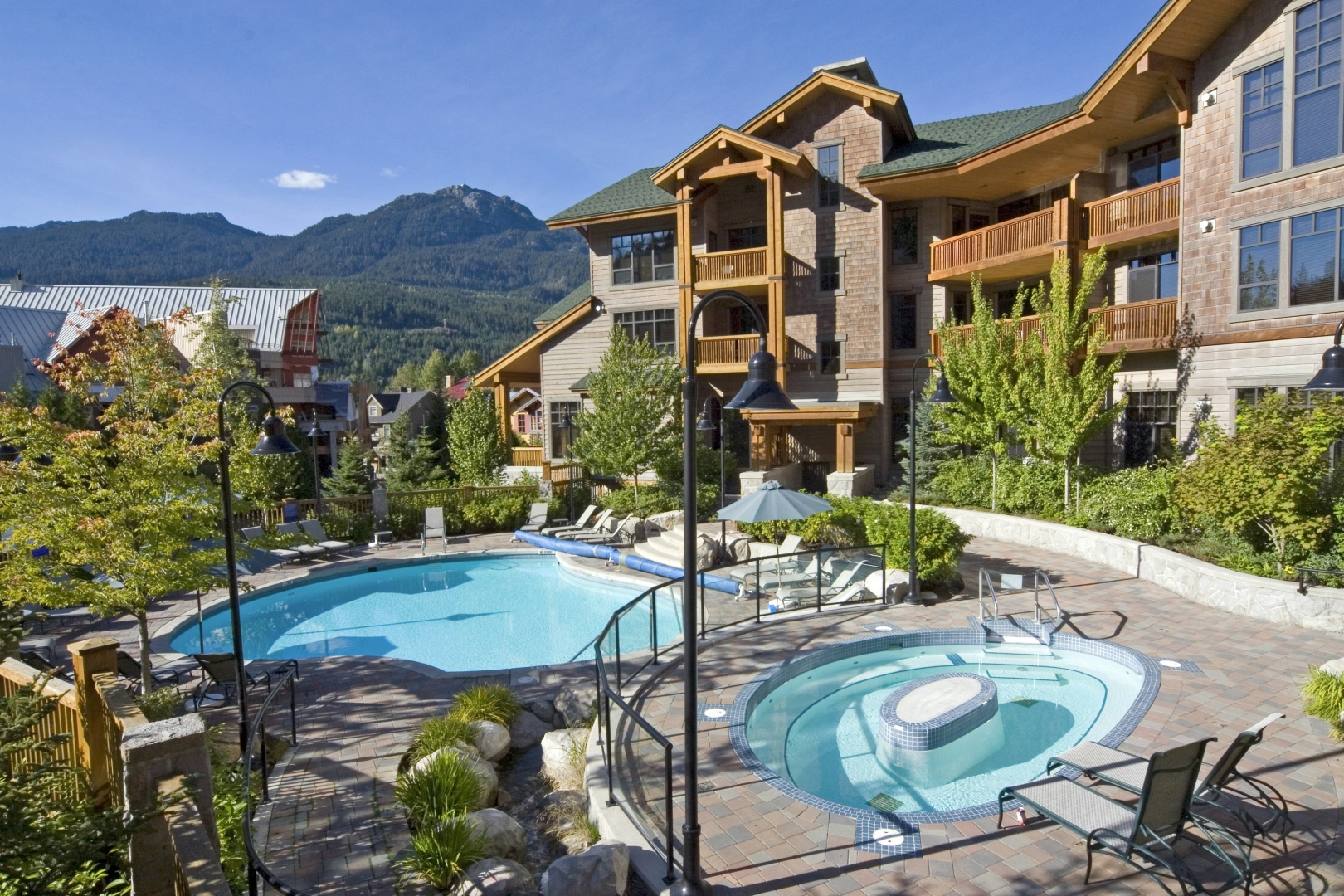Photo - First Tracks Lodge, by Lodging Ovations