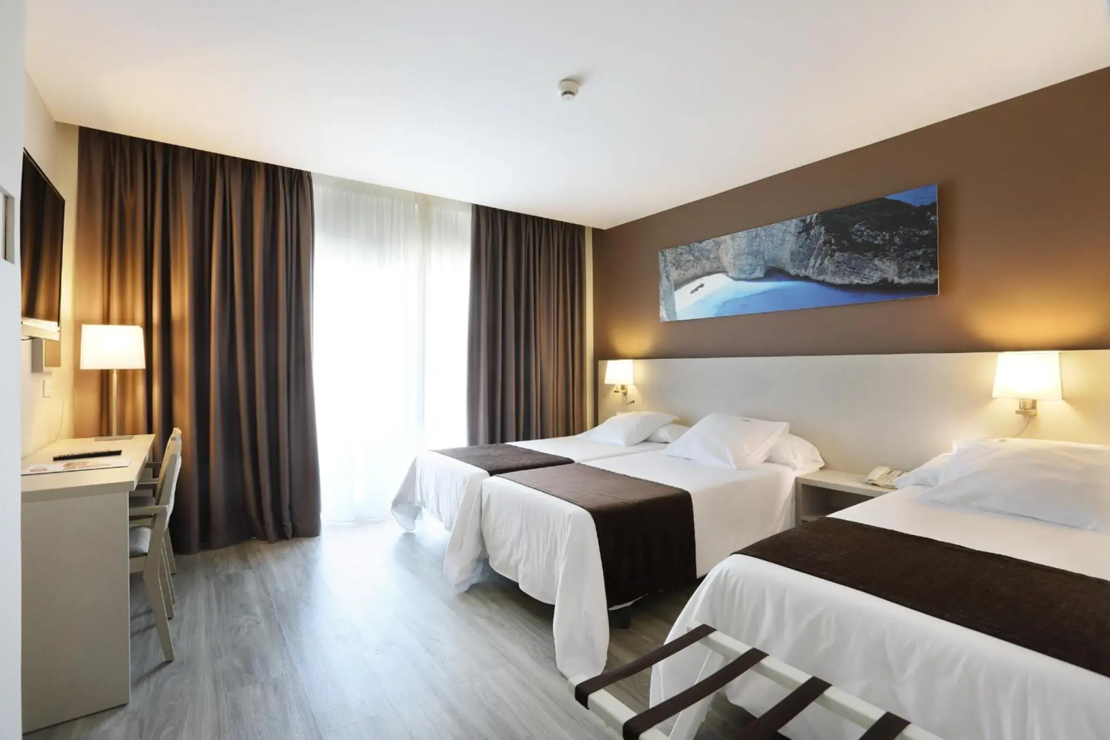 Photo - Helios Benidorm