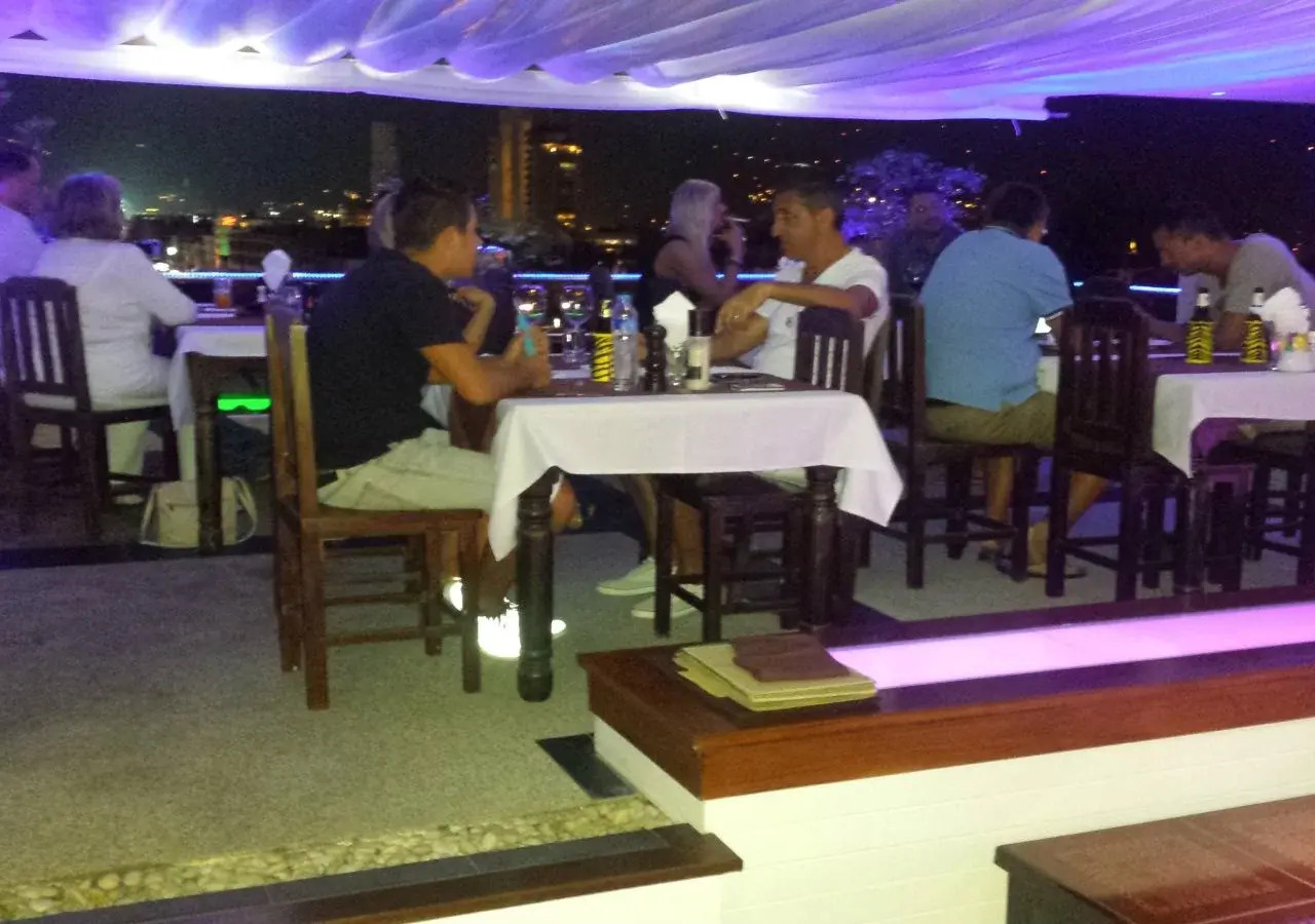 Photo - Swiss Villas Panoramic - Hillside Beach View