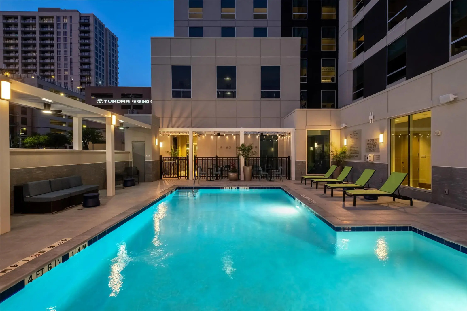 Foto - Home2 Suites by Hilton Houston Downtown Convention Center