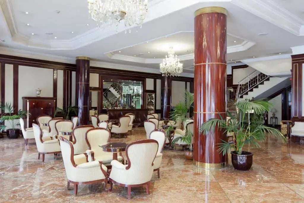 Photo - Alameda Palace