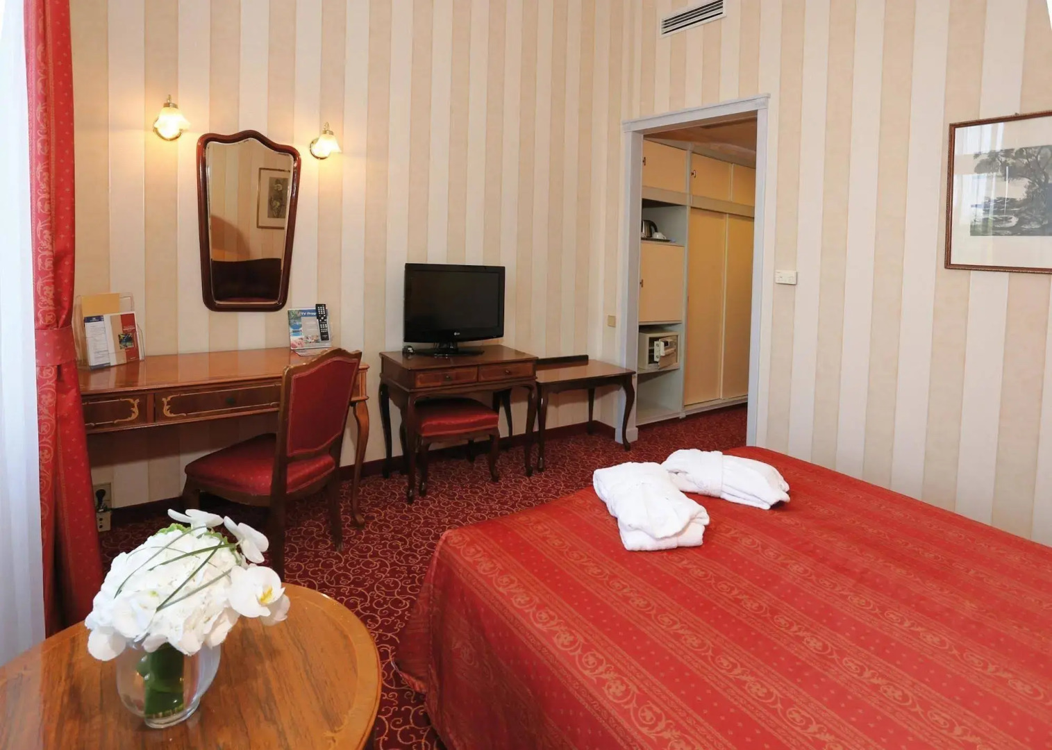 Photo - Ensana Grand Margaret Island