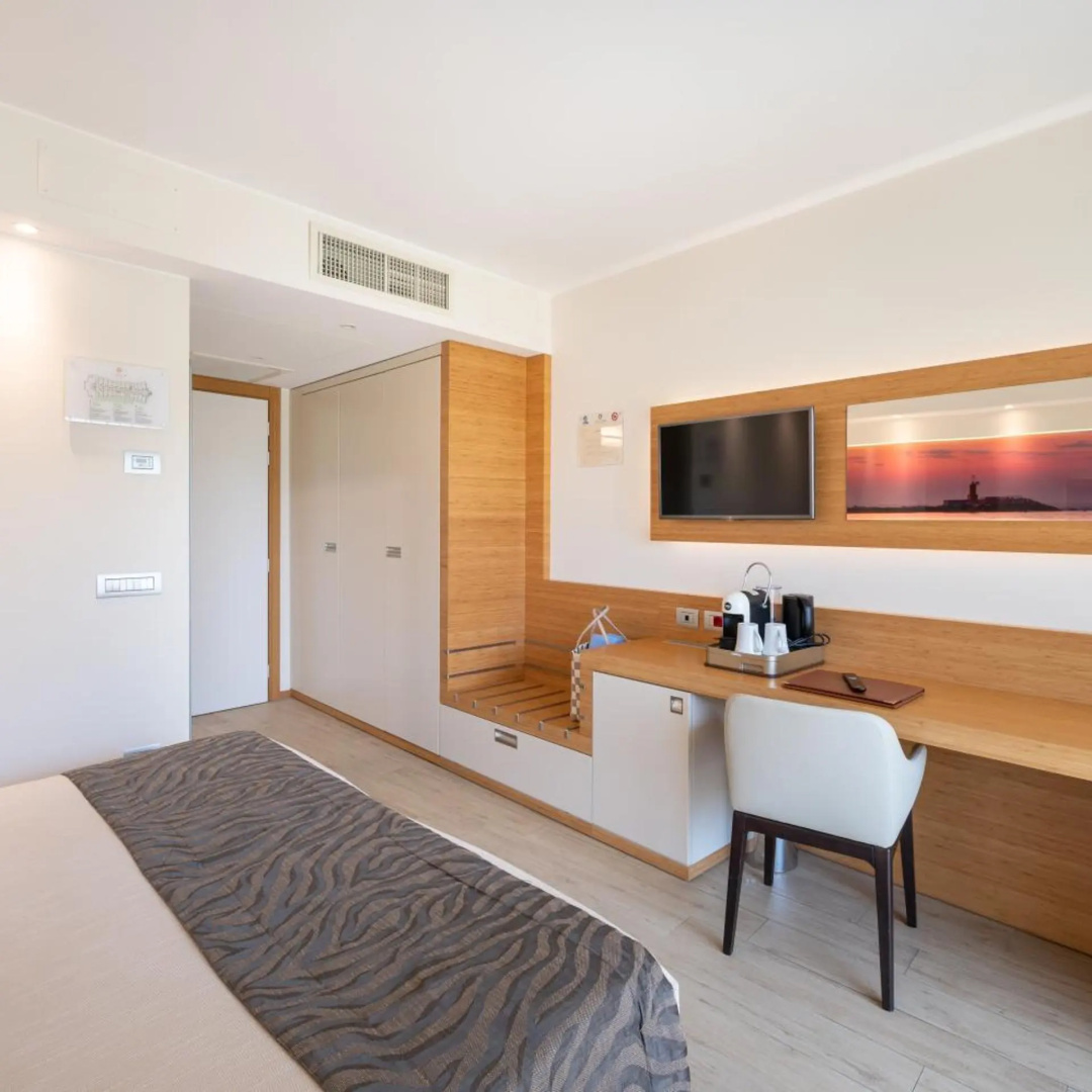 Photo - Laguna Park Hotel