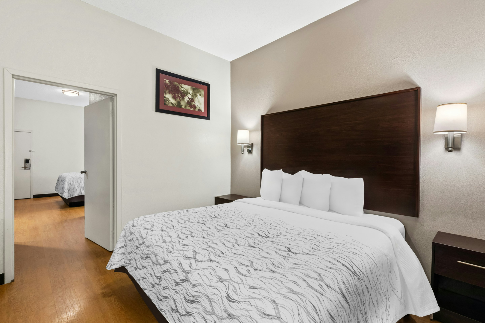 Photo - Red Roof Inn PLUS+ & Suites Atlanta Airport South