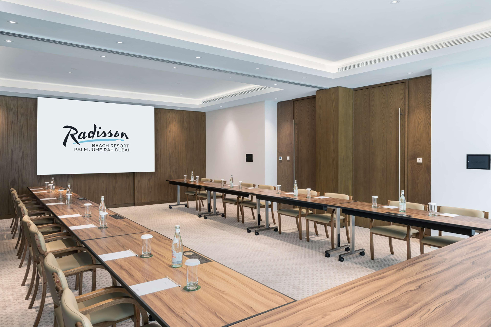 Photo - Radisson Beach Resort Palm Jumeirah