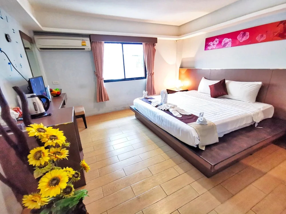 Foto - Scandia Beach Hotel - Soi 7 Best Location - 200m to Beach next to Food Market