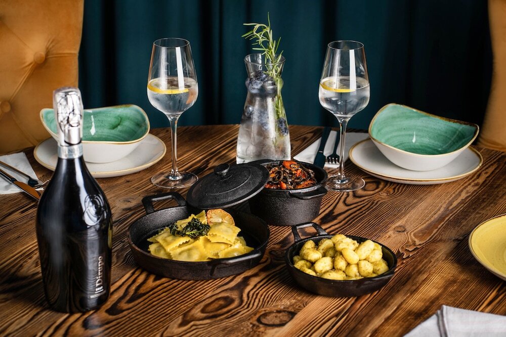 Photo - The Bridge Suites Hotel