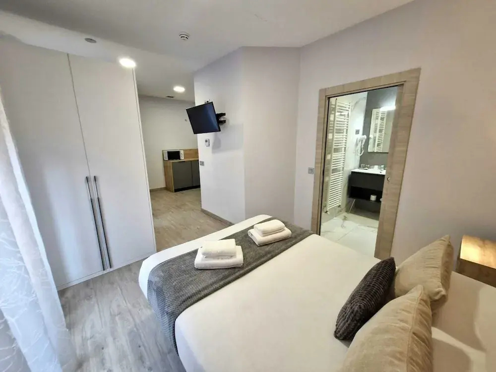 Photo - Feeling Home - Suites&Rooms