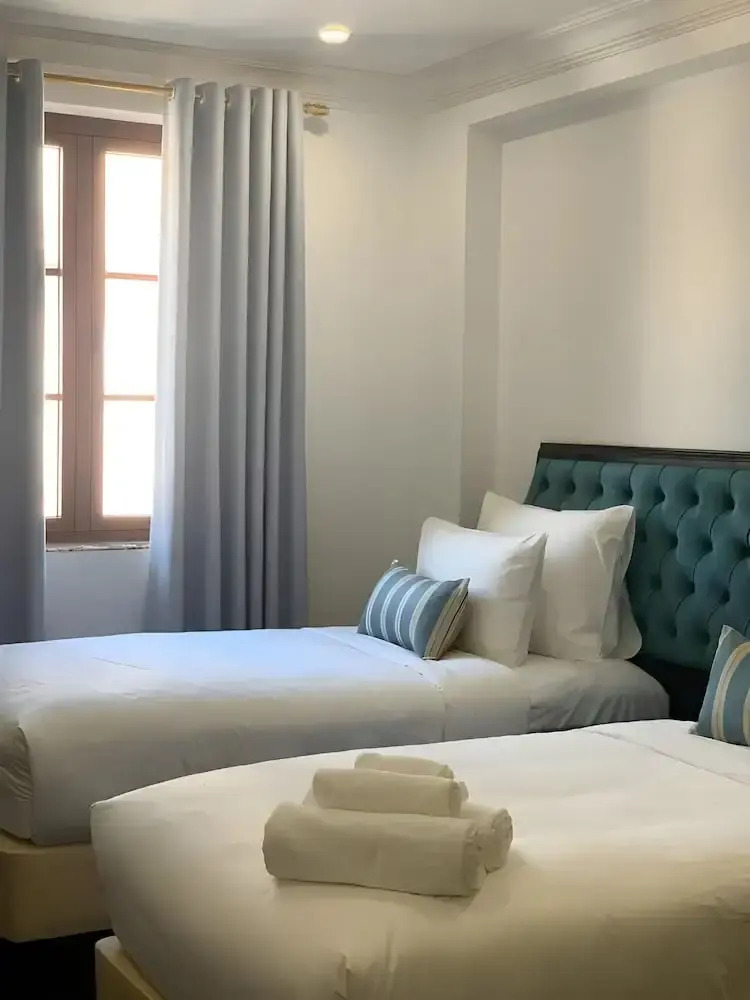 Photo - The Room Hotel - Starbucks