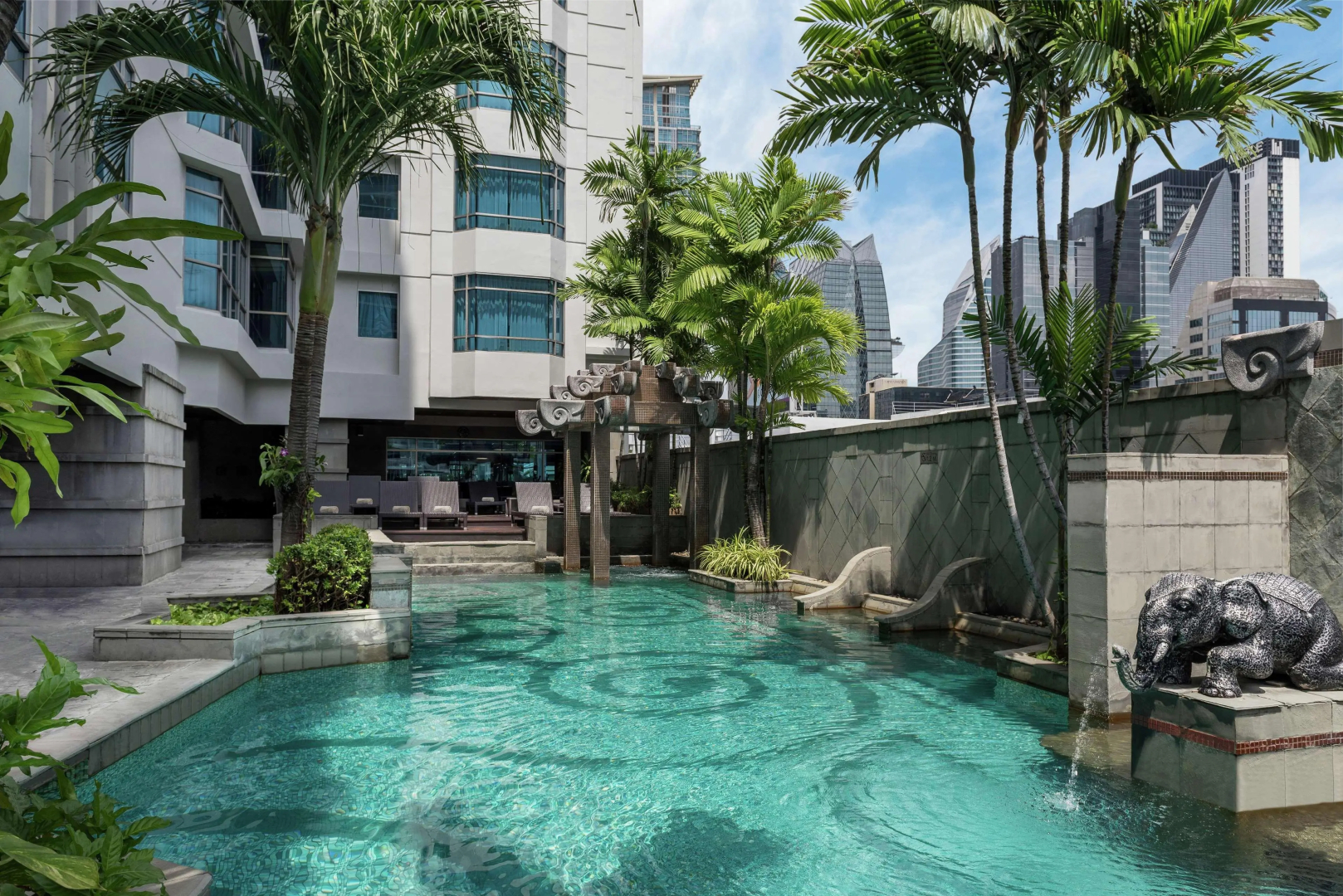 Foto - DoubleTree by Hilton Bangkok Ploenchit