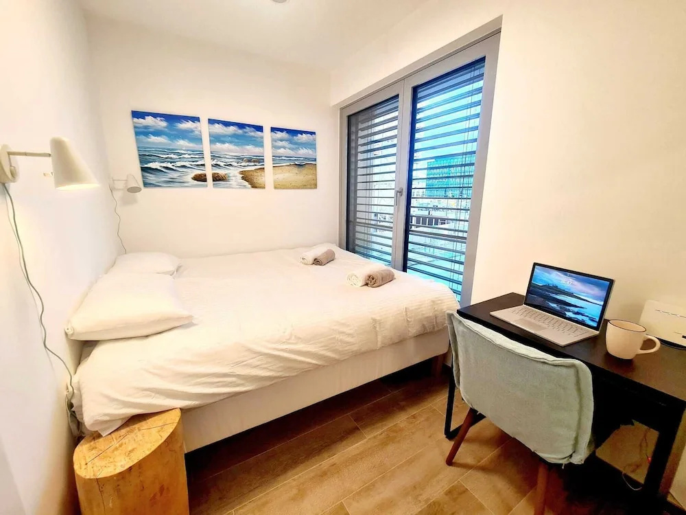 Luxury 1 bedroom with Parking — фото 1
