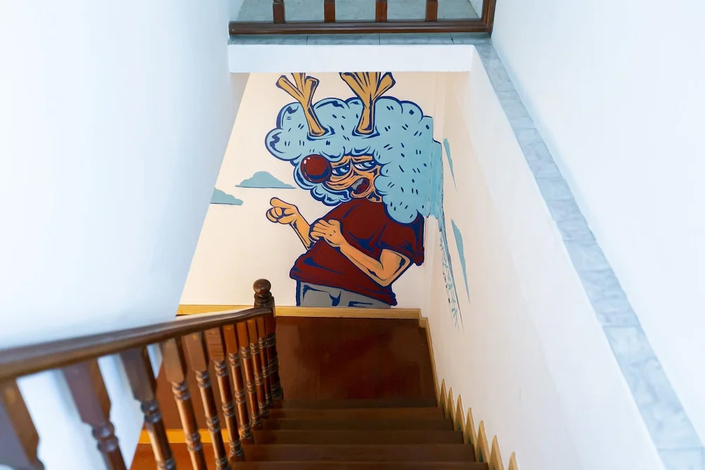 Photo - Taladnoi Paint House