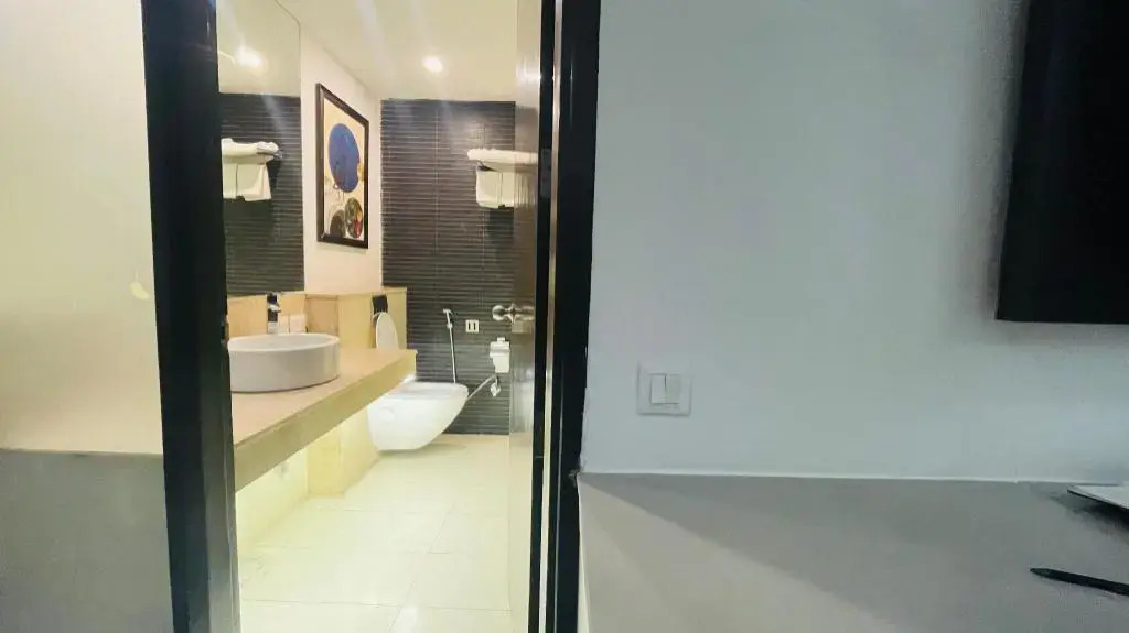 Photo - Saltstayz Select - Malcha & Chankyapuri