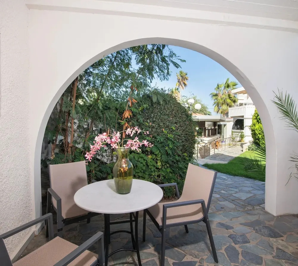 Photo - Castle Suites Hotel