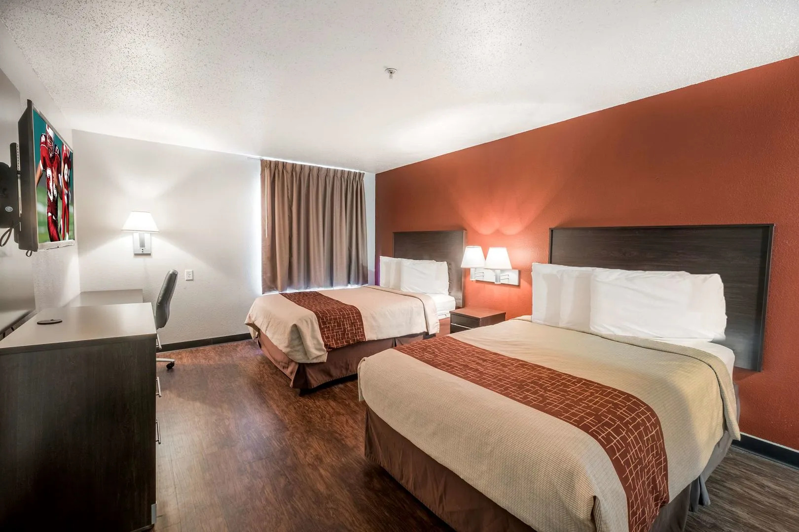 Photo - Red Roof Inn & Suites Savannah Airport