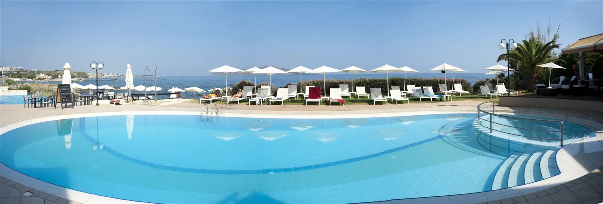 Photo - Corinna Mare