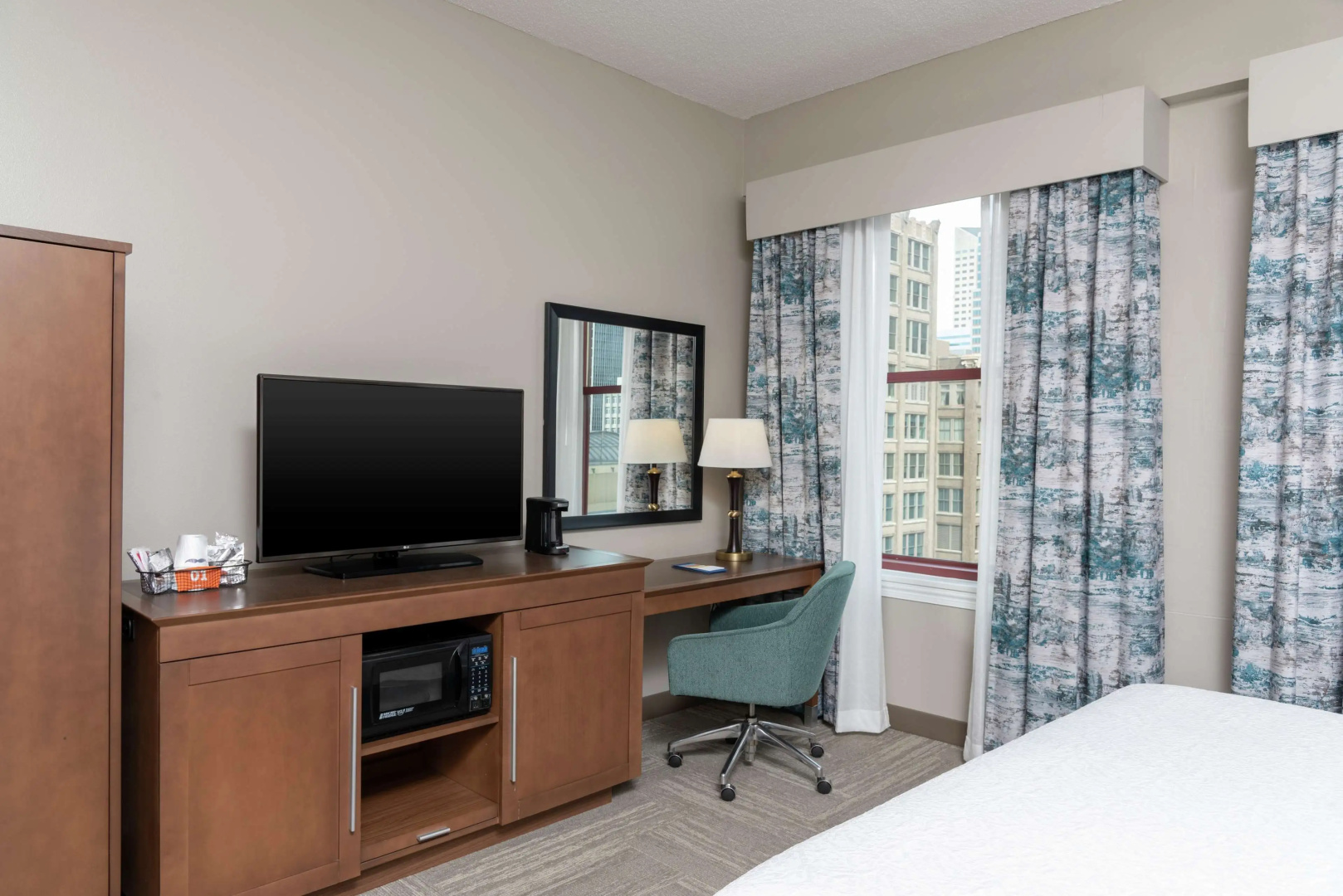 Photo - Hampton Inn Indianapolis Downtown Across from Circle Centre