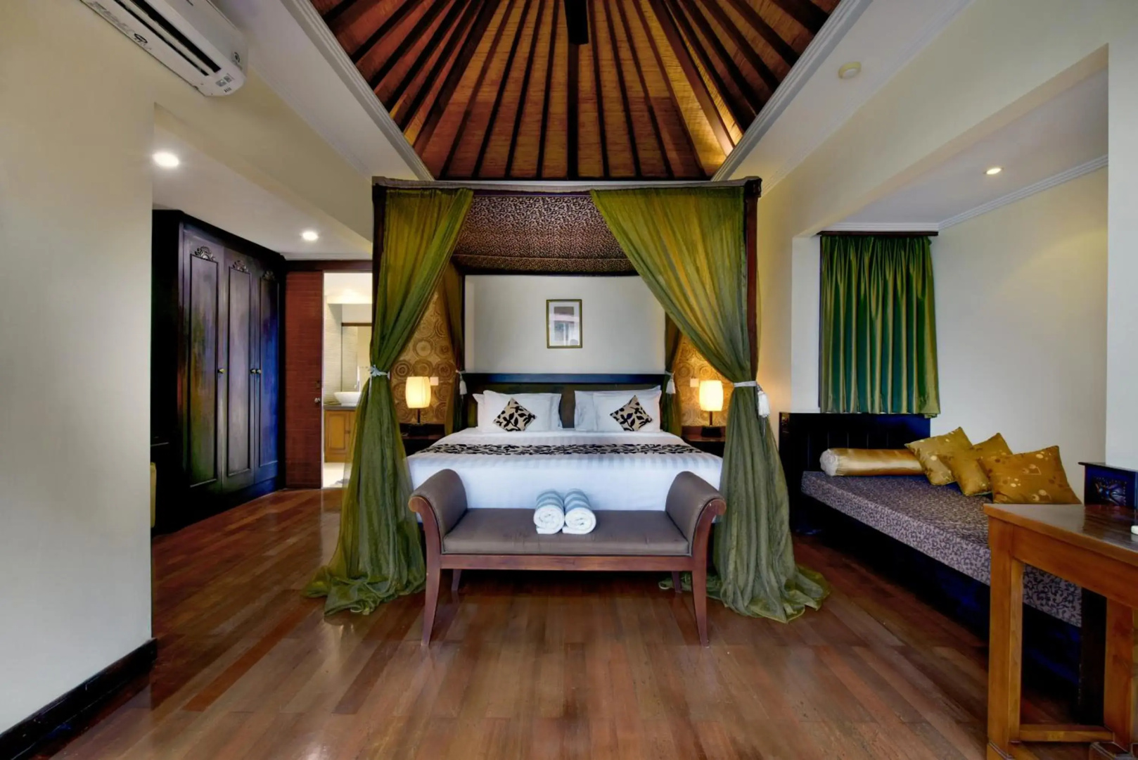Photo - The Khayangan Dreams Villa, Seminyak