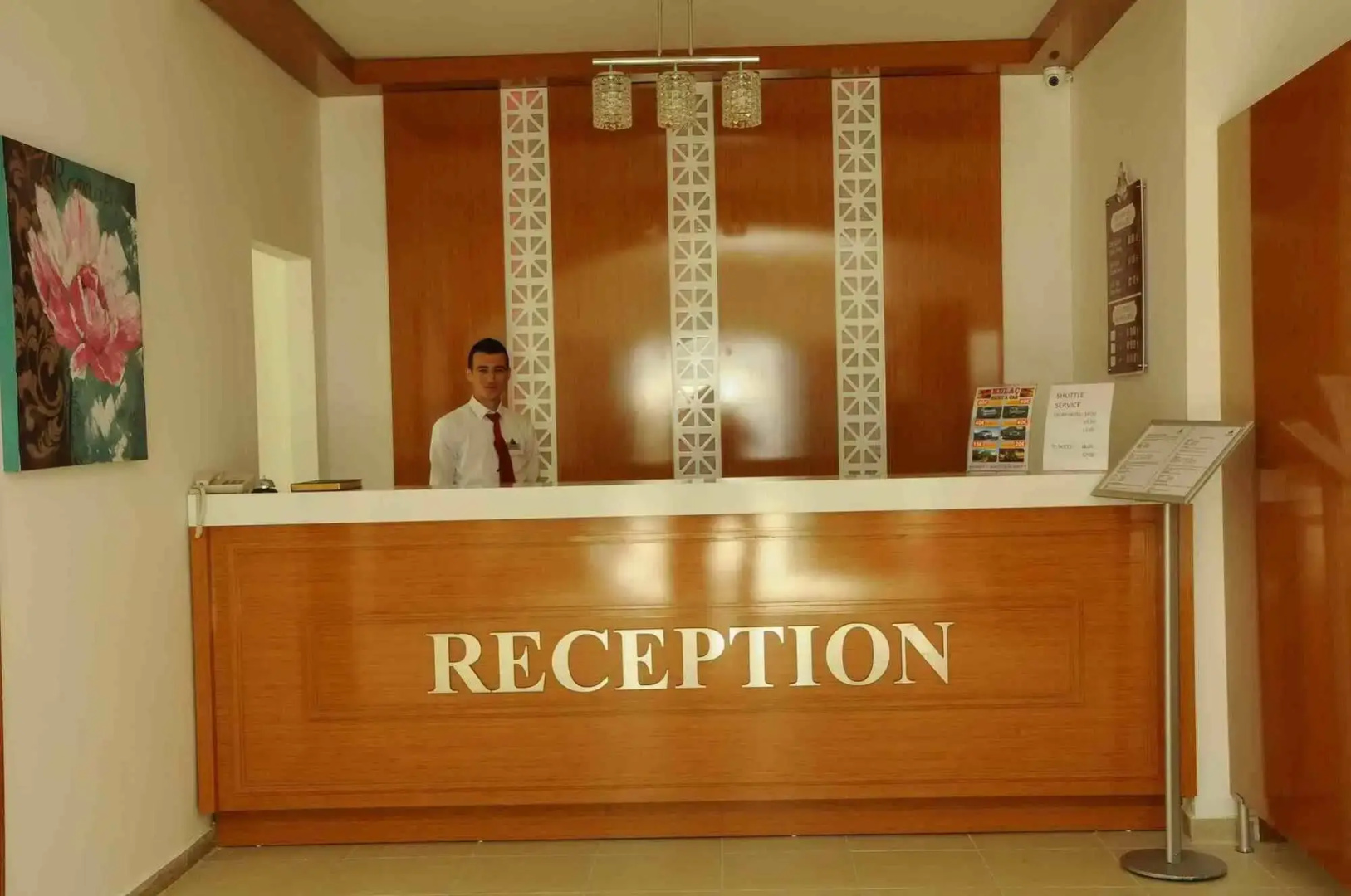 Photo - Side Legend Hotel