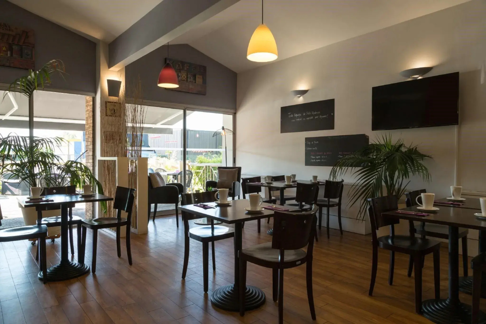 Photo - Sure Hotel by Best Western Bordeaux Lac