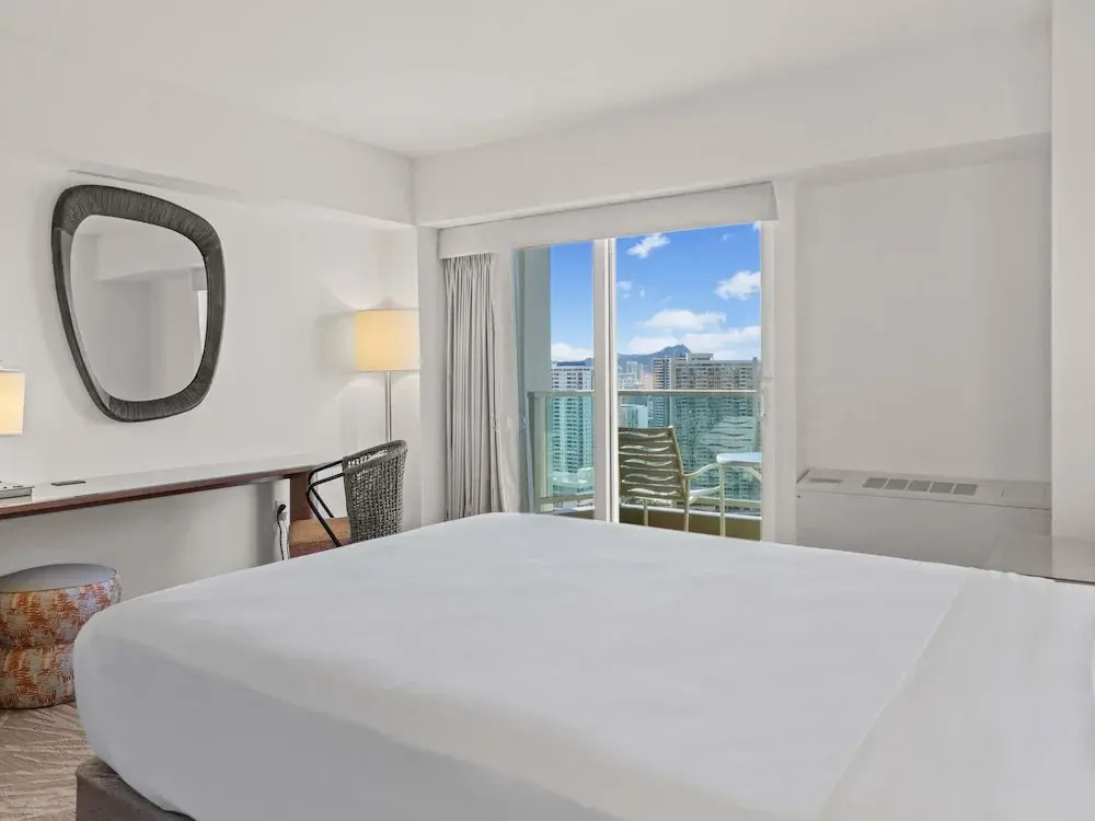 Photo - Ala Moana Honolulu by Mantra