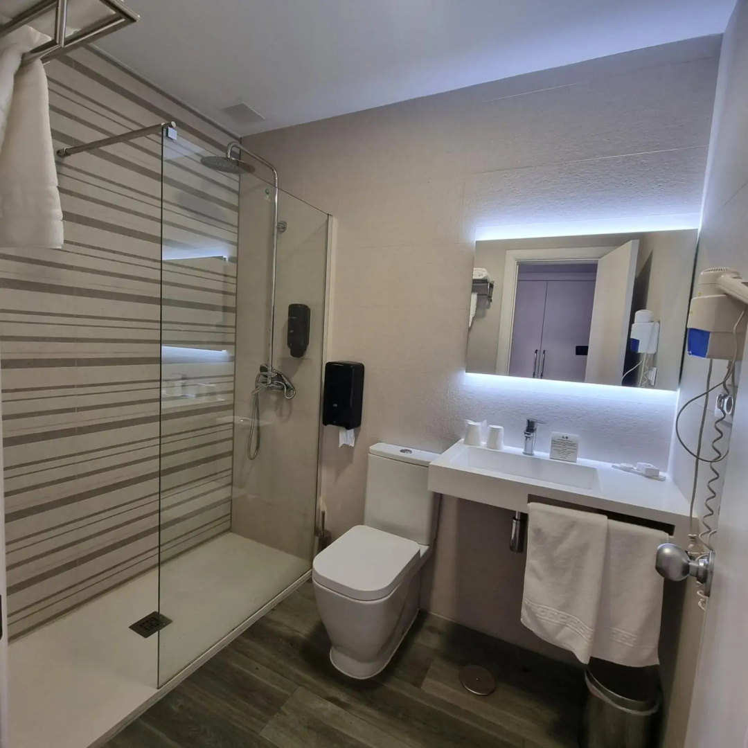 Photo - Hotel Azar