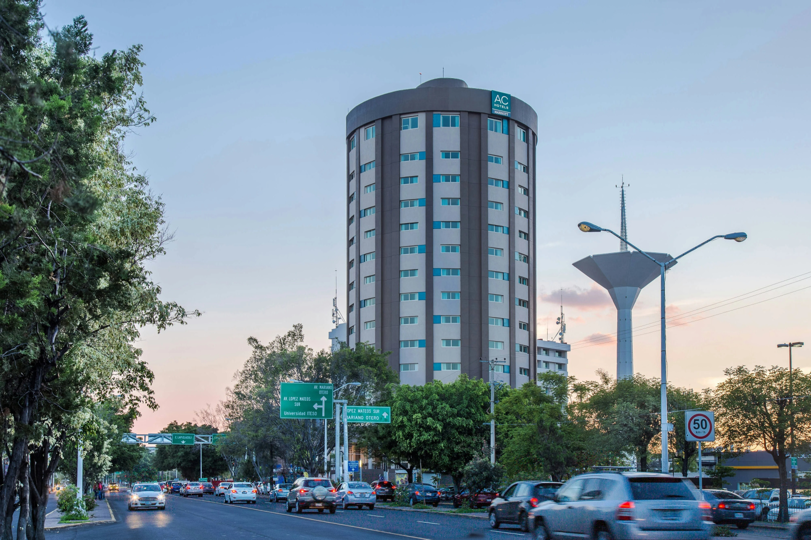 Photo - AC Hotel by Marriott Guadalajara Expo