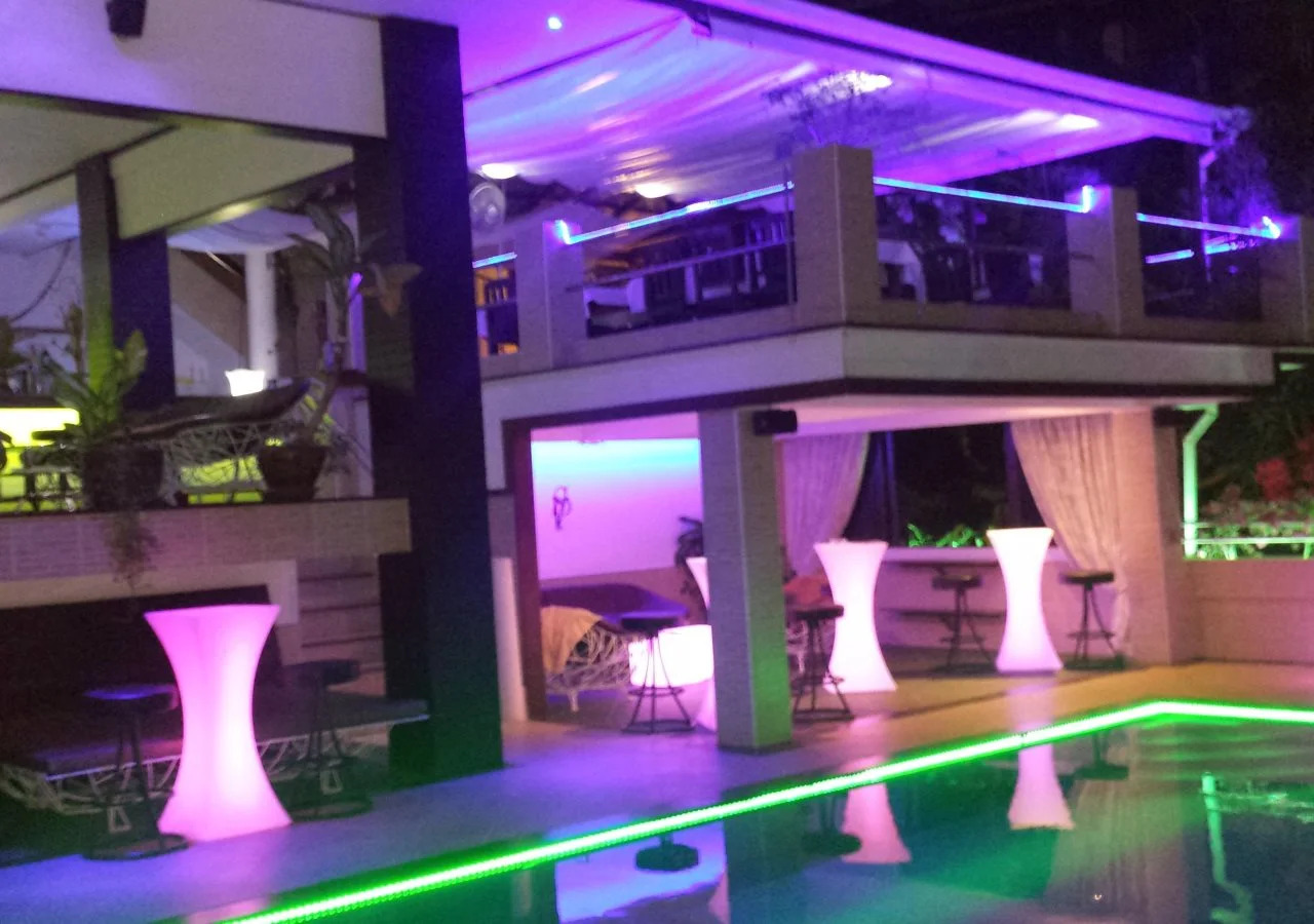 Photo - Swiss Villas Panoramic - Hillside Beach View