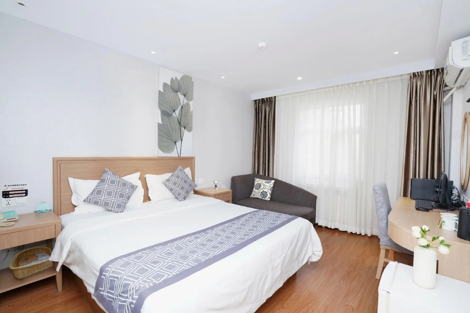 GreenTree Inn Zhangjiakou Jinding Ci’er Mountain Road Business Hotel