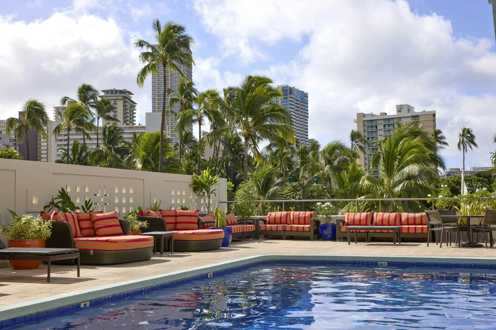 Photo - DoubleTree by Hilton Hotel Alana - Waikiki Beach