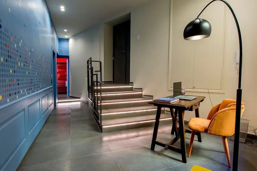 Photo - Circle in the Square