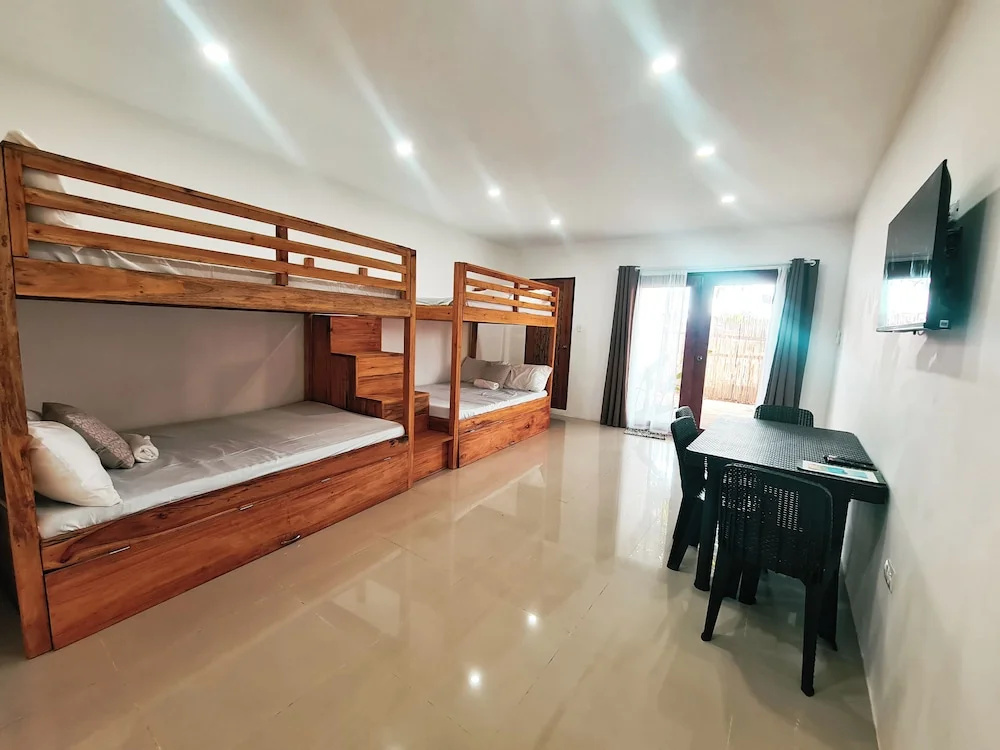 148 Guesthouse and Resort