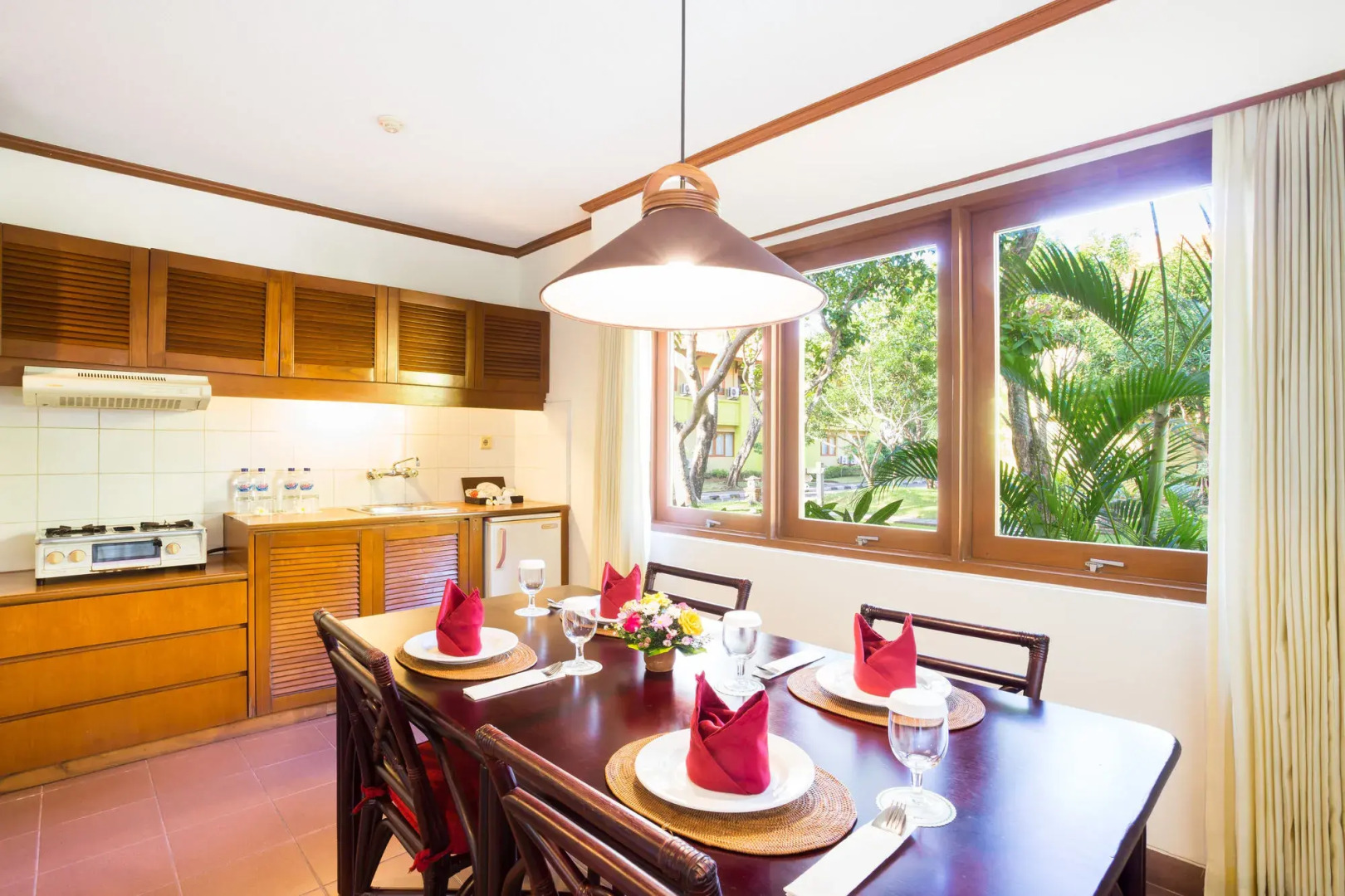 Photo - Plagoo Holiday Hotel