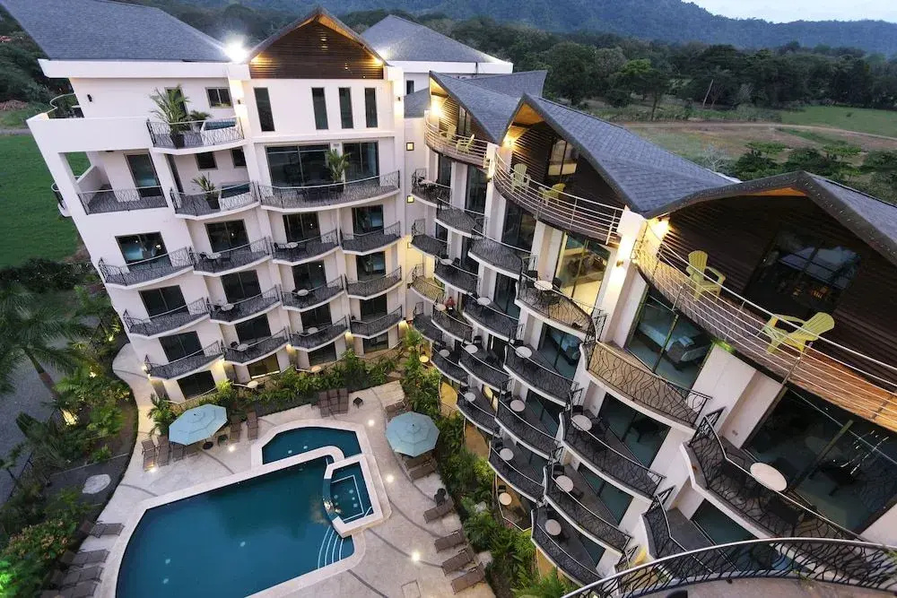 Foto - PACIFIC SUITES Boutique Hotel & Bistro