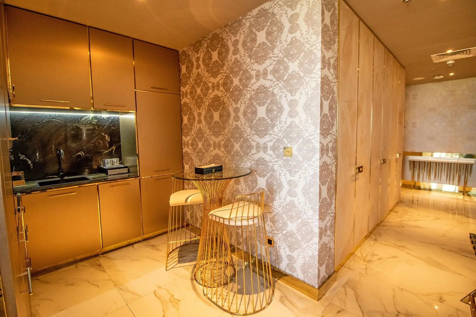 Foto - Number One Oxford Street Hotel & Suites
