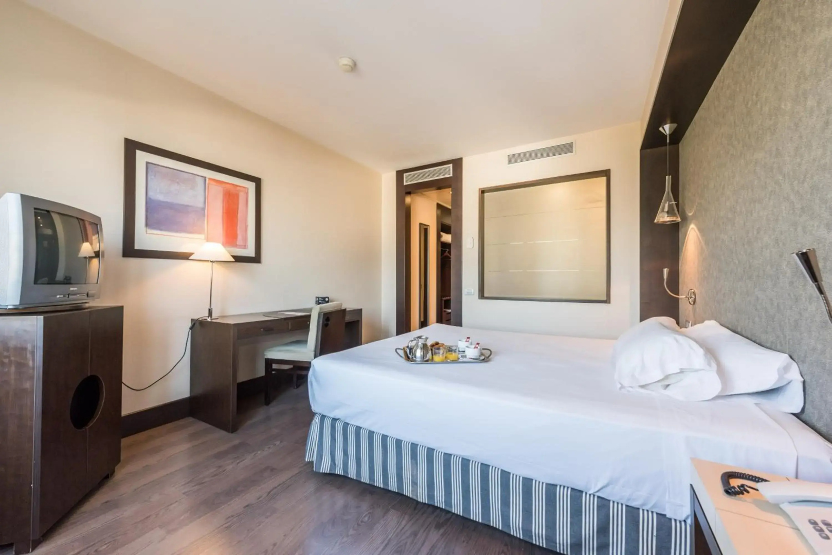 Photo - Hotel Mercader