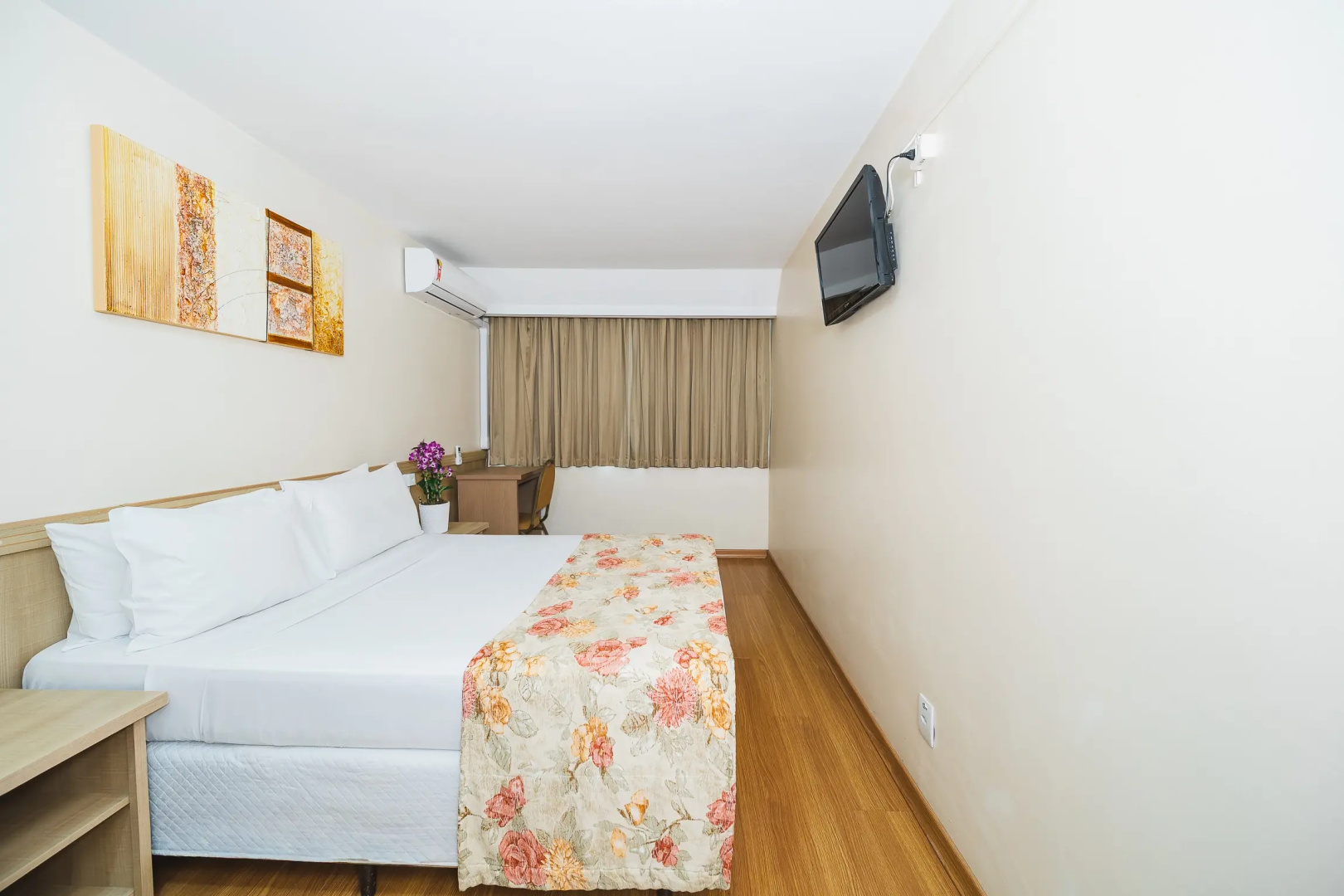 Photo - Hotel Golden Park Curitiba By Nacional Inn