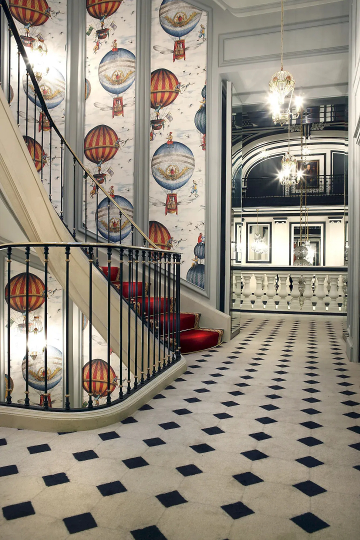 Photo - Saint James Paris