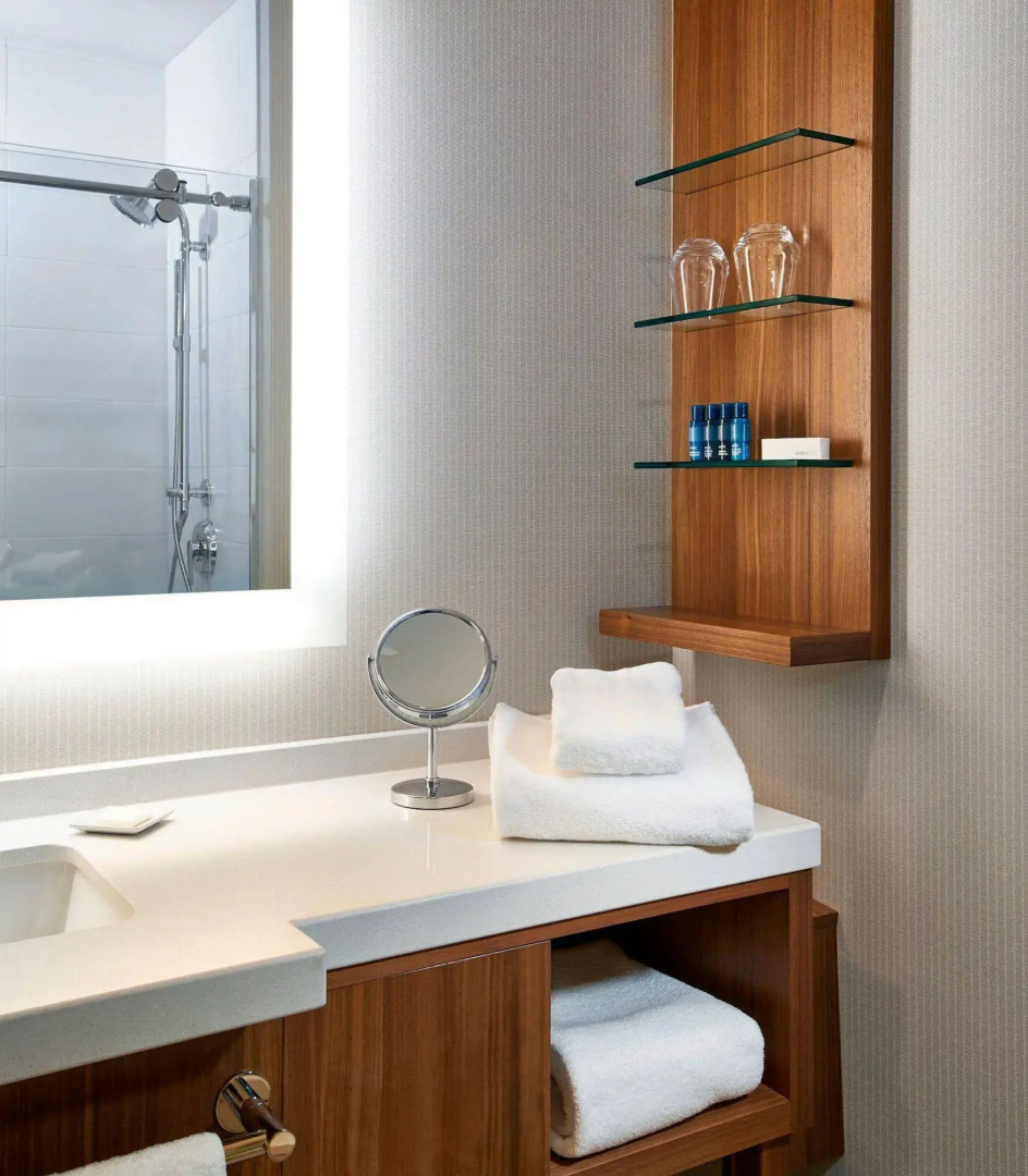 Photo - Delta Hotels by Marriott Dartmouth