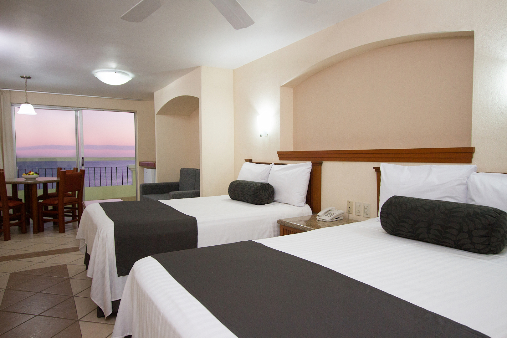 Photo - Don Pelayo Pacific Beach