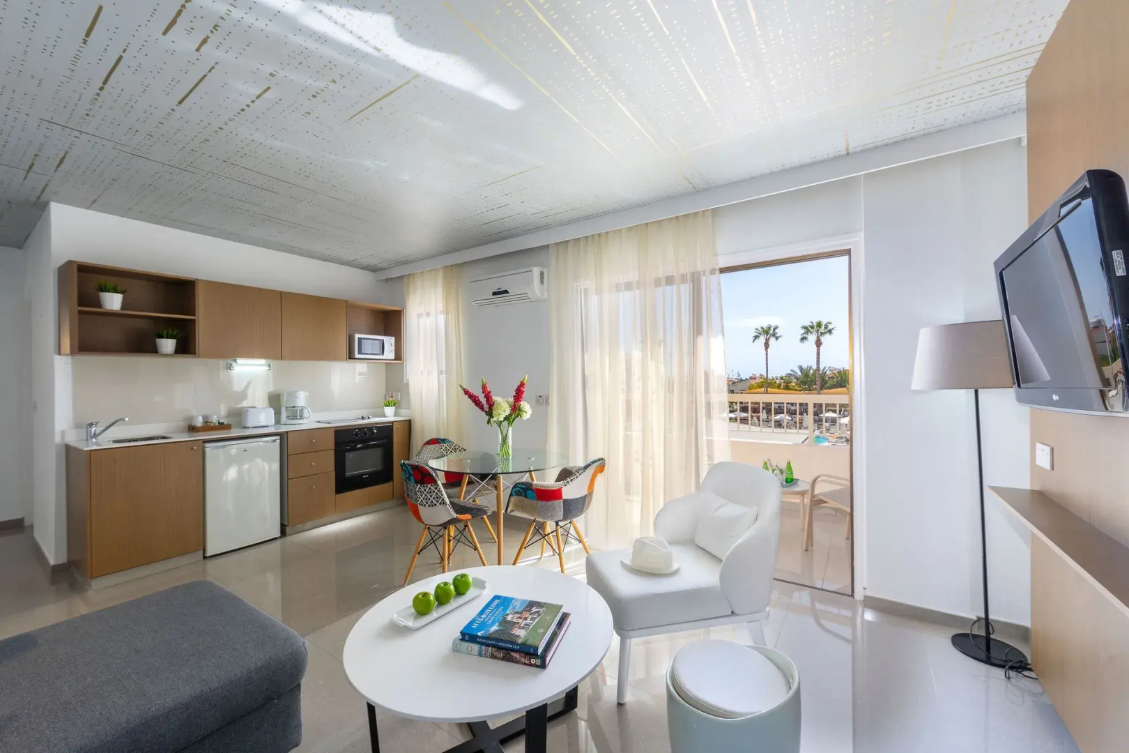 Foto - King Jason Paphos - Designed for Adults by Louis Hotels