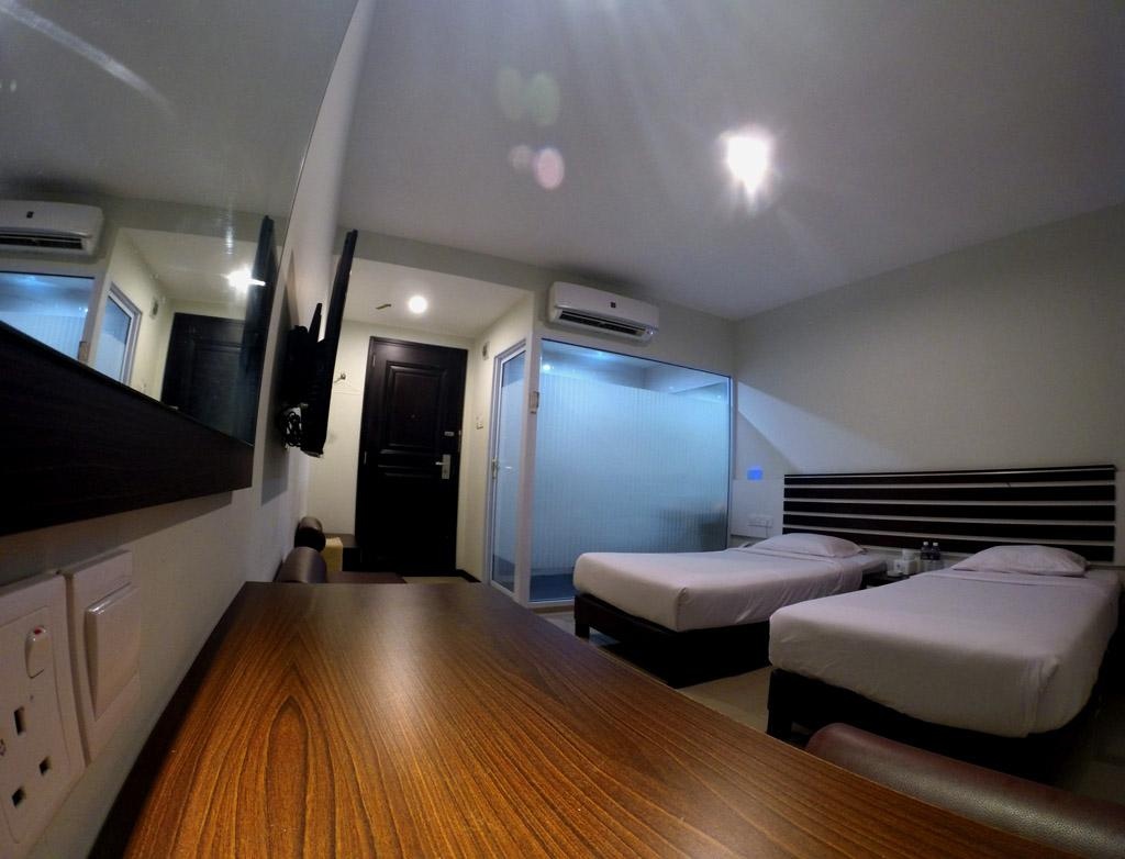 Link Hotel