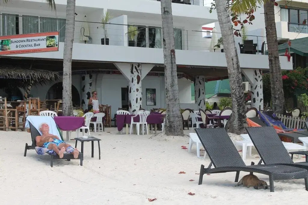 Photo - Sundown Resort & Austrian Pension House