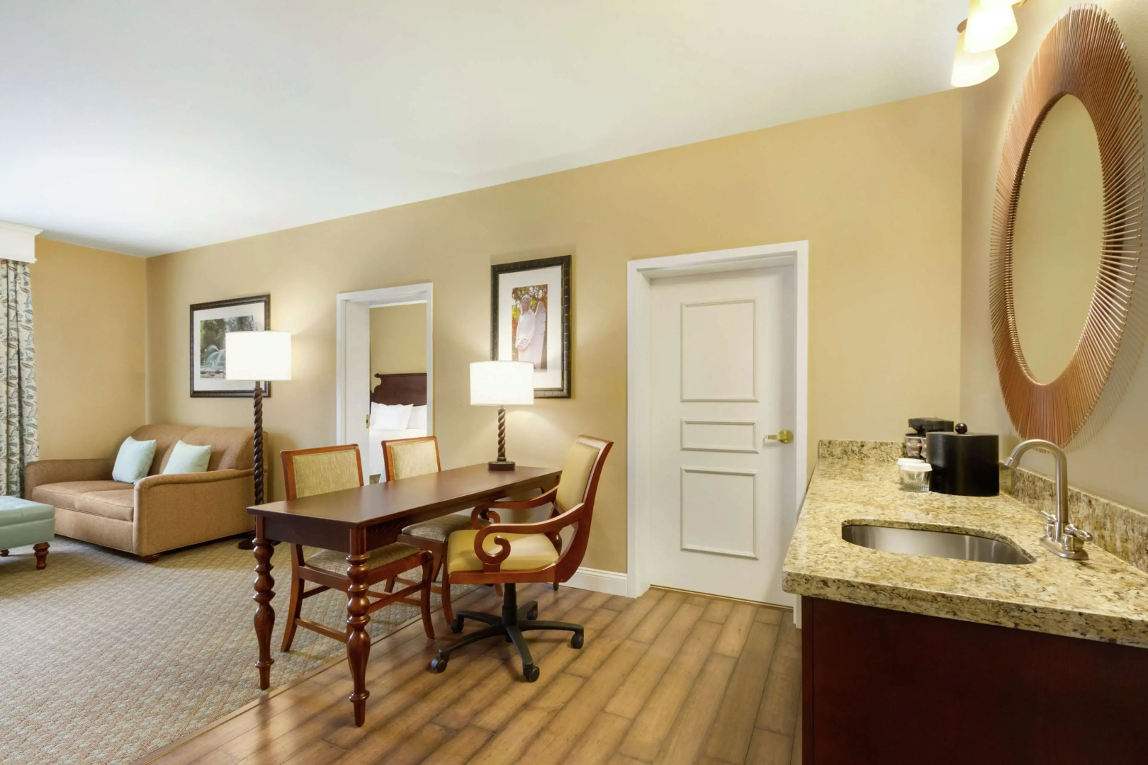 Foto - Embassy Suites Savannah Historic District
