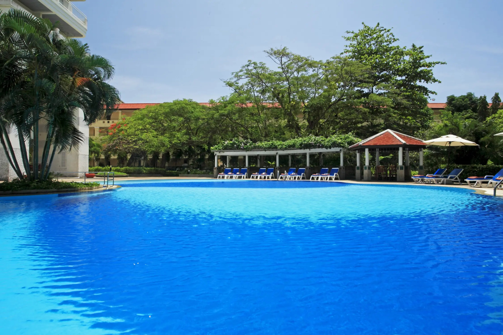 Photo - Waterfront Suites Phuket by Centara