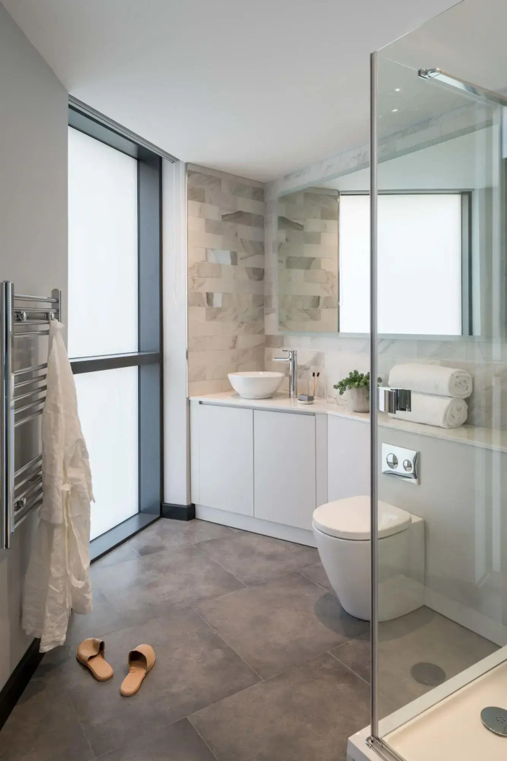 Photo - ARK Canary Wharf