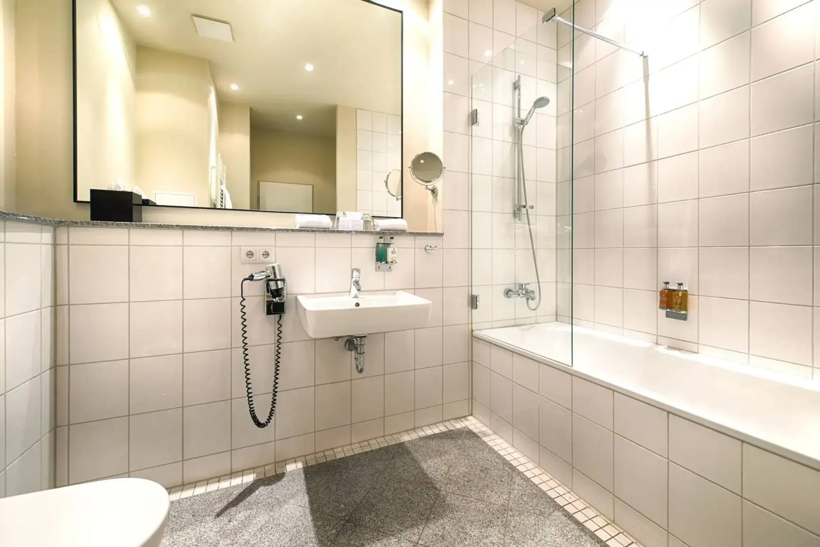 Foto - Mondrian Suites Berlin Checkpoint Charlie