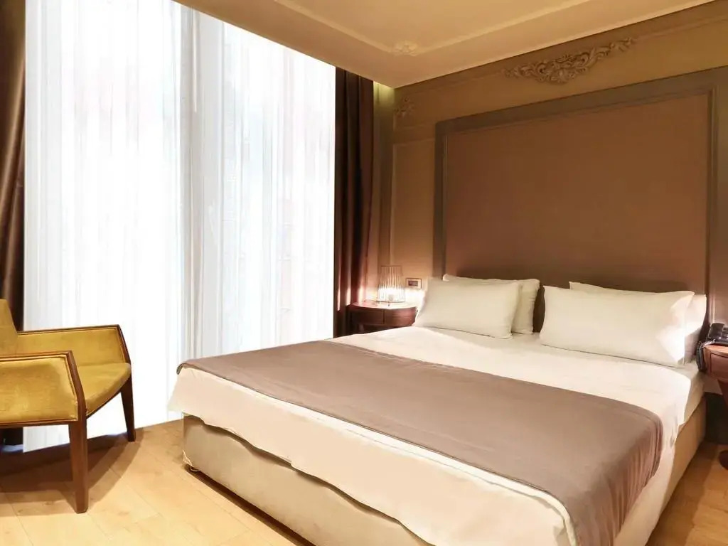 Photo - Taksim Premium Hotel